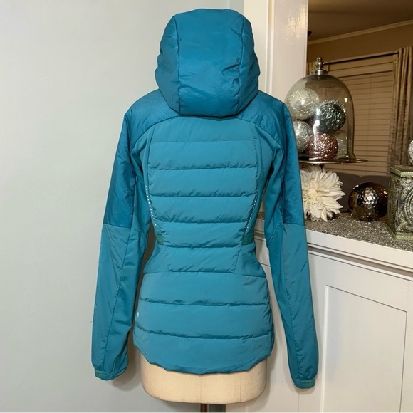 Lululemon Down For It All Jacket Winter Coat Oceanic Size 6 Small - Picture 6 of 14